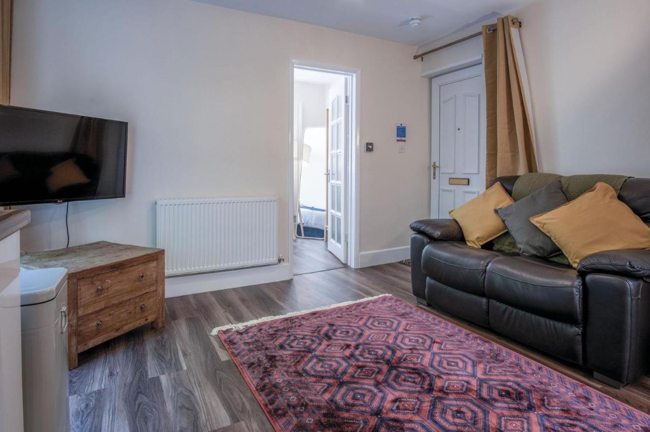 Croft Court - 1 Bedroom Apartment - Tenby Extérieur photo